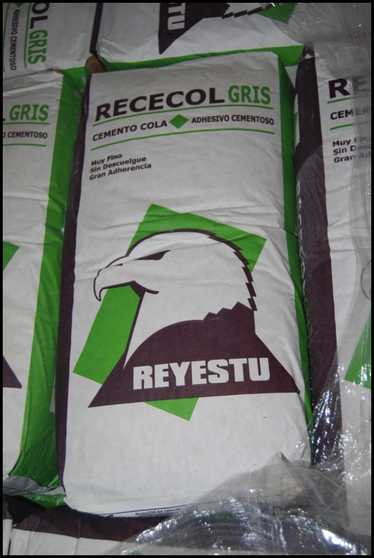 Reyestu Cemento Cola Gris